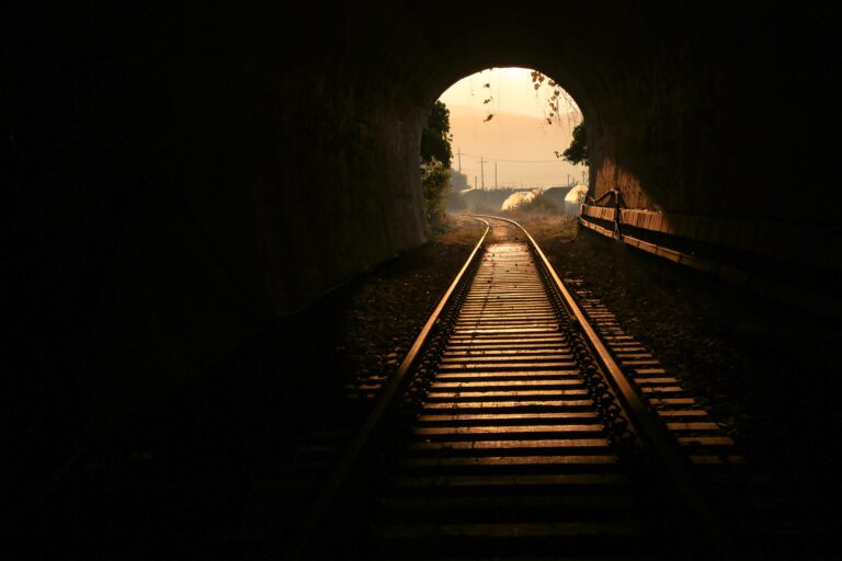Wat is een tweede spoor traject?